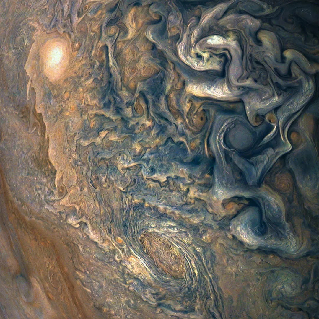 Hoch über Jupiters Wolken